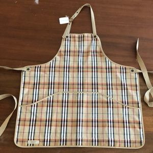 Burberry apron